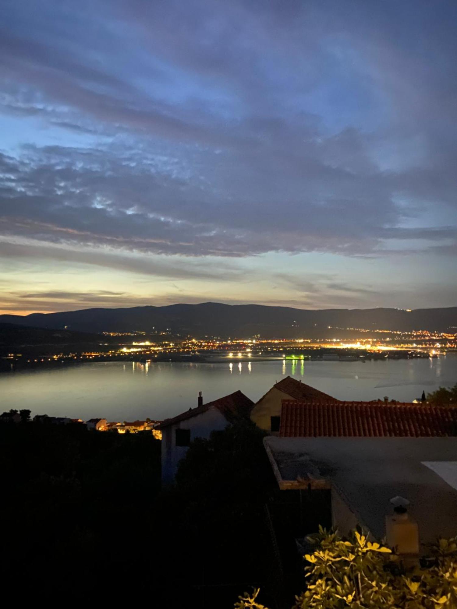 Family House Ljubica Βίλα Τρογκίρ Εξωτερικό φωτογραφία