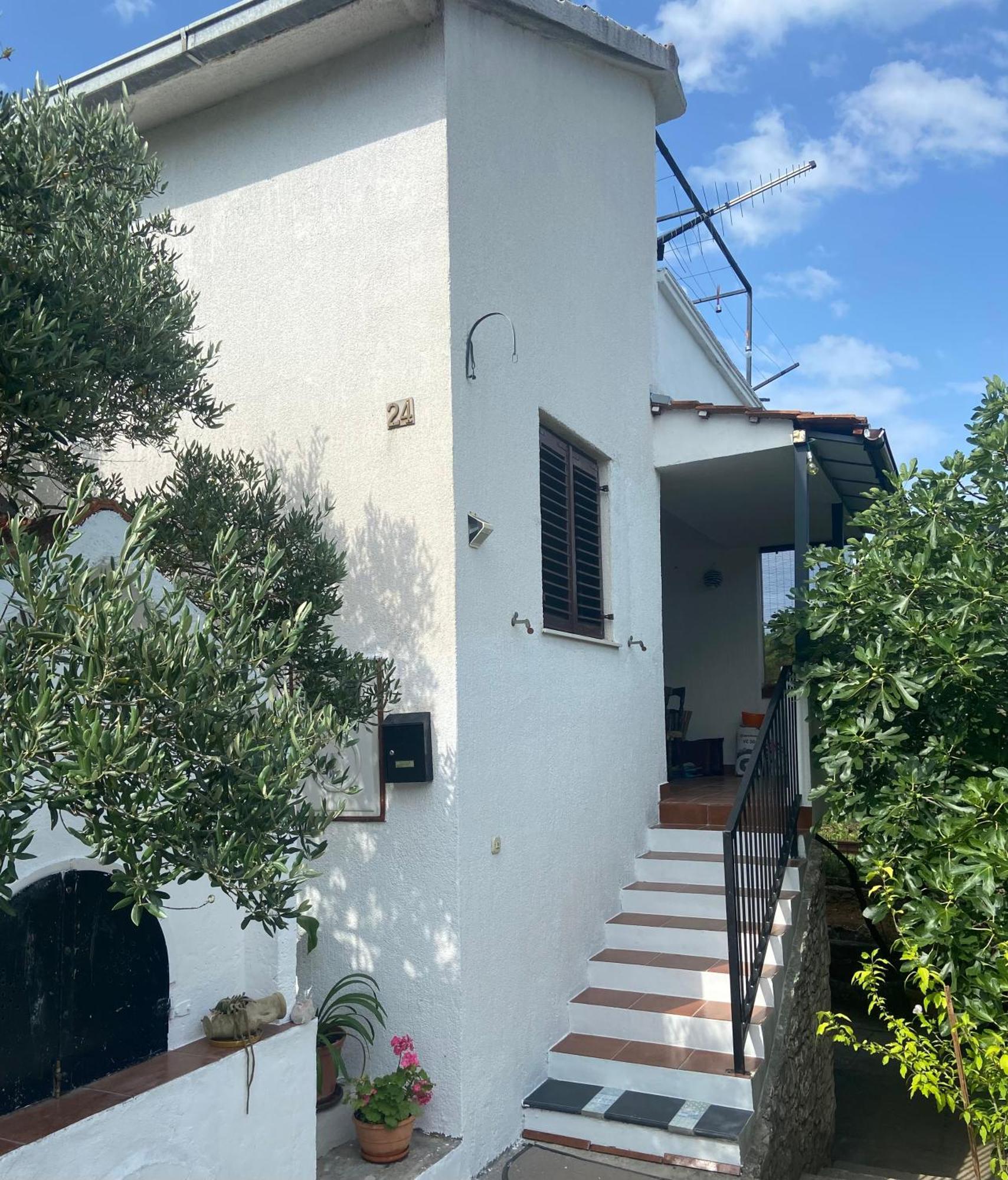 Family House Ljubica Βίλα Τρογκίρ Εξωτερικό φωτογραφία